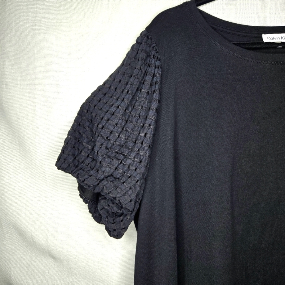 Calvin Klein short Sleeve black top. 2X - Picture 11 of 13